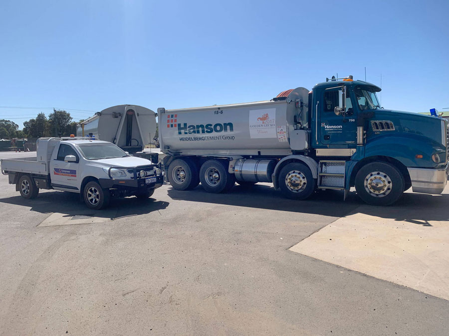 Bunbury Tyrepower’s mobile tyre fitting service ute